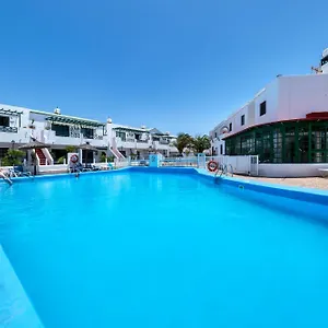 La Vela Azul -pool & Tennis - Free Ac &good Wifi- Smart Tv Holiday home Puerto del Carmen (Lanzarote)
